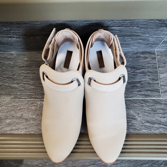 Call It Spring Shoes - Picture 10 of 11